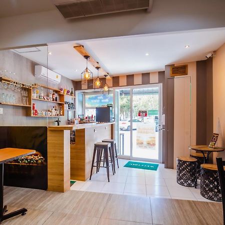 Time Out Hotel Patong Ngoại thất bức ảnh
