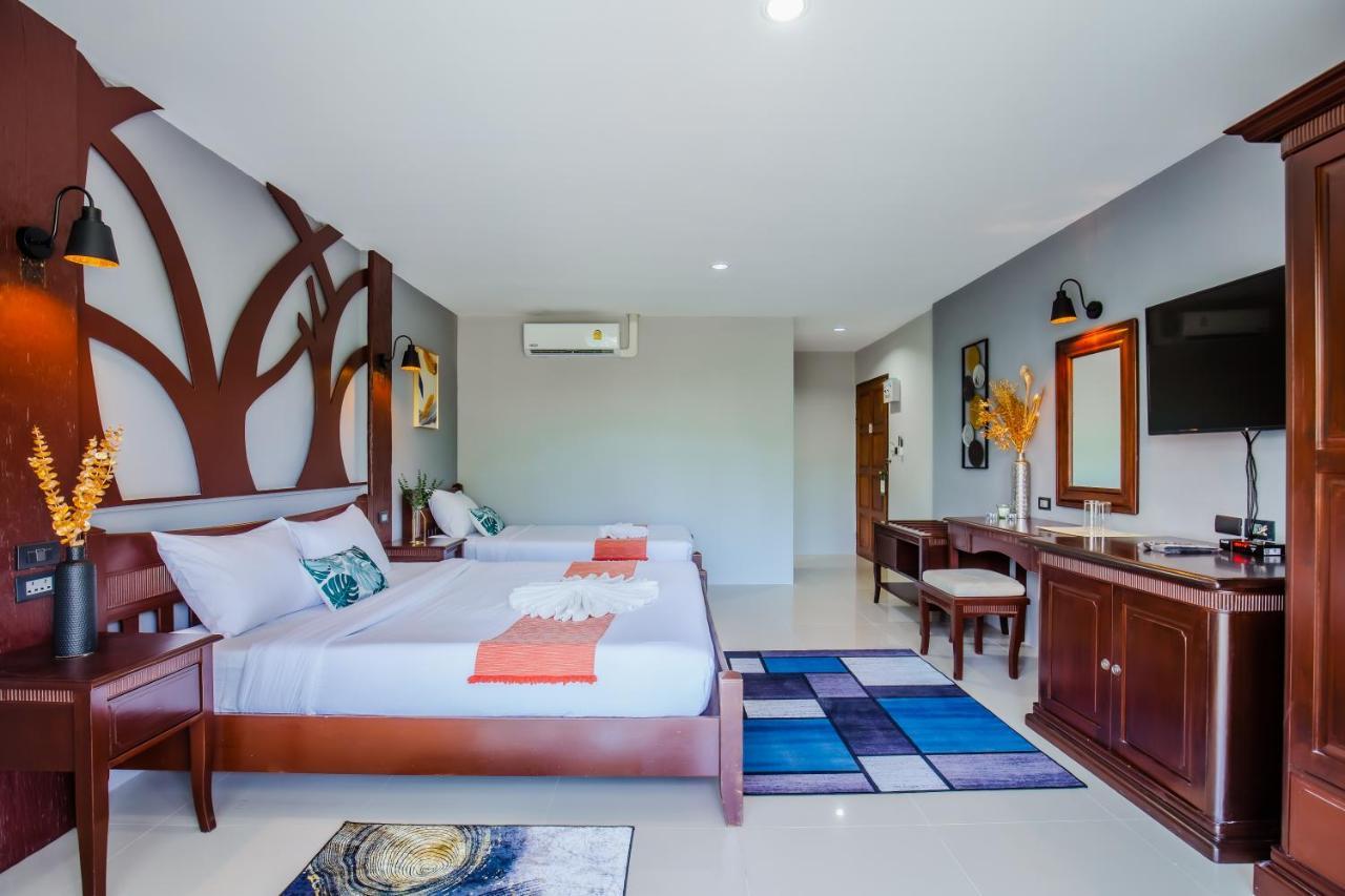 Time Out Hotel Patong Ngoại thất bức ảnh