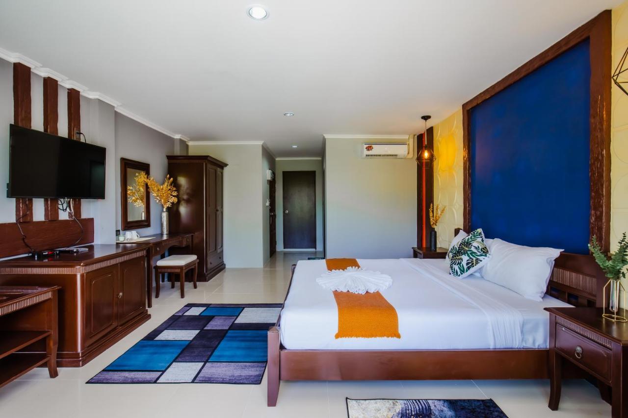 Time Out Hotel Patong Ngoại thất bức ảnh