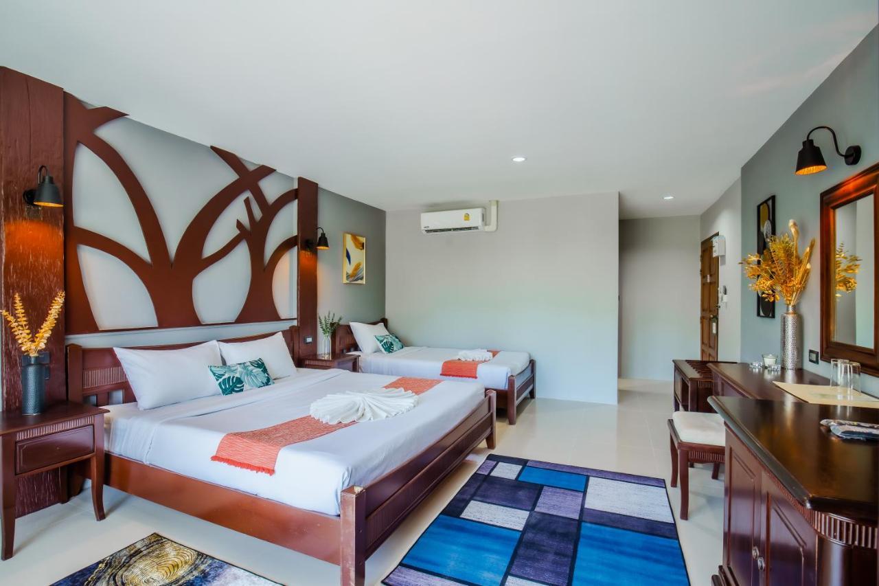 Time Out Hotel Patong Ngoại thất bức ảnh